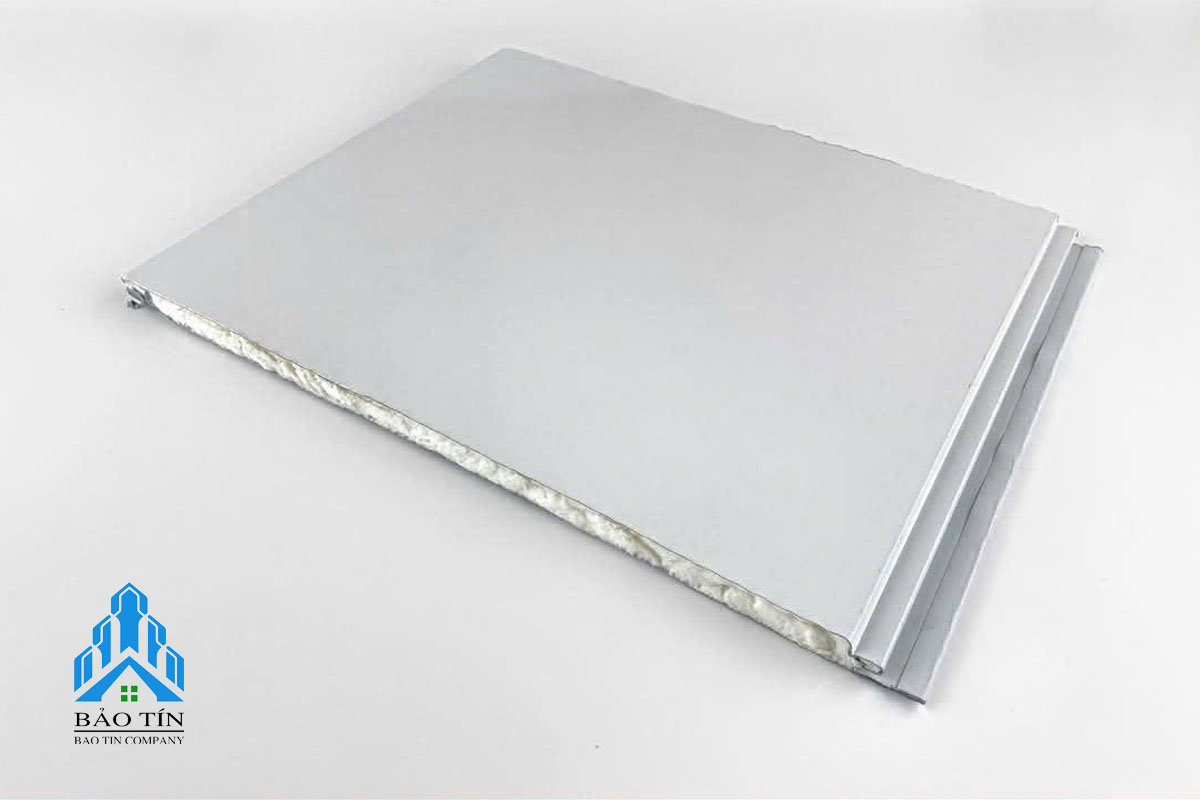 Trần tôn xốp 3 lớp