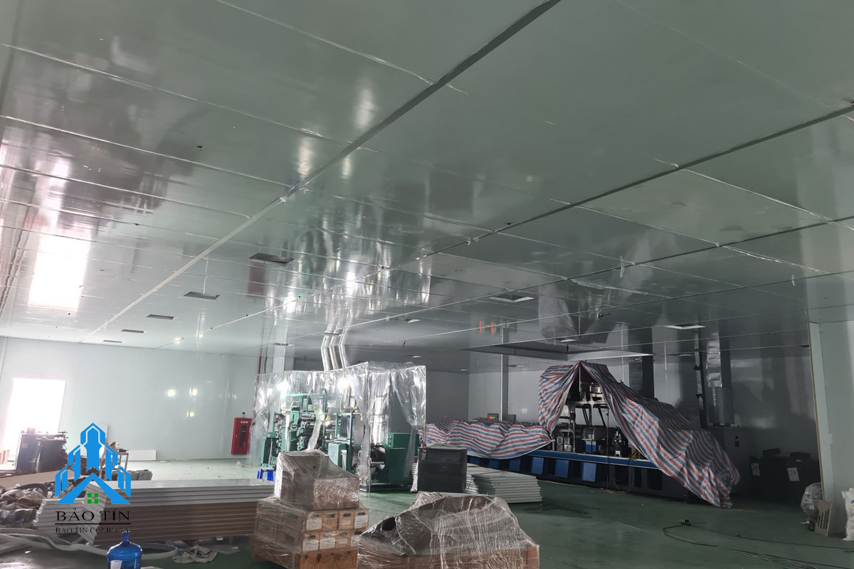 thi công trần panel