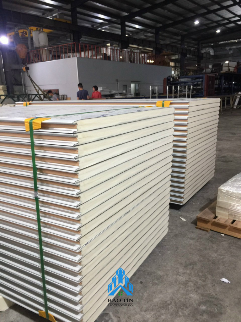 Tấm Panel PU cách nhiệt