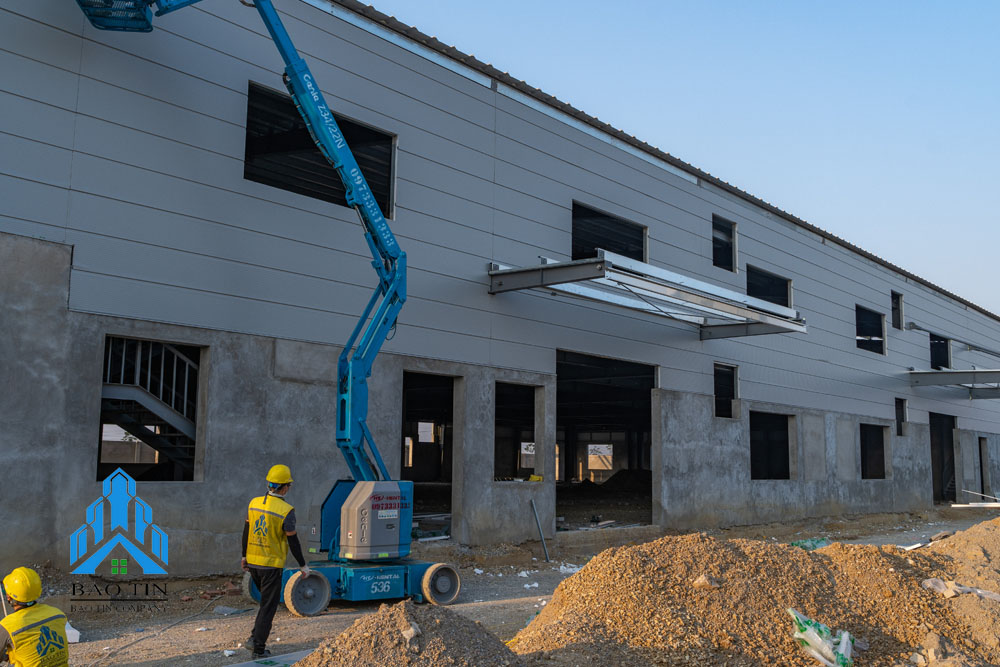 Thi công tấm panel cách nhiệt