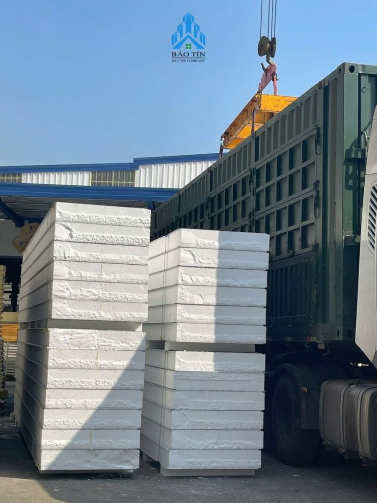 Giá tấm panel cách nhiệt