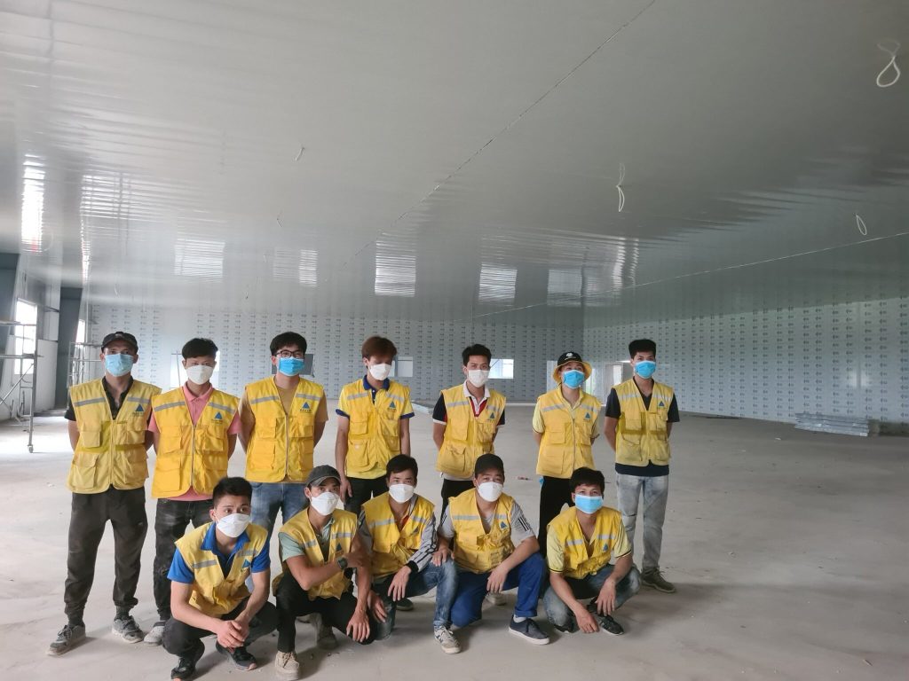 thi công vách panel nhà máy giá rẻ