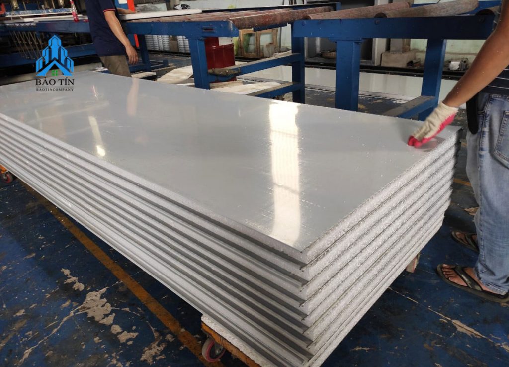 Vách ngăn cách nhiệt từ panel EPS