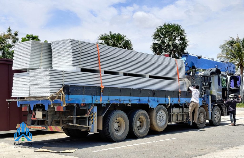 Tấm panel eps vận chuyển dễ dàng