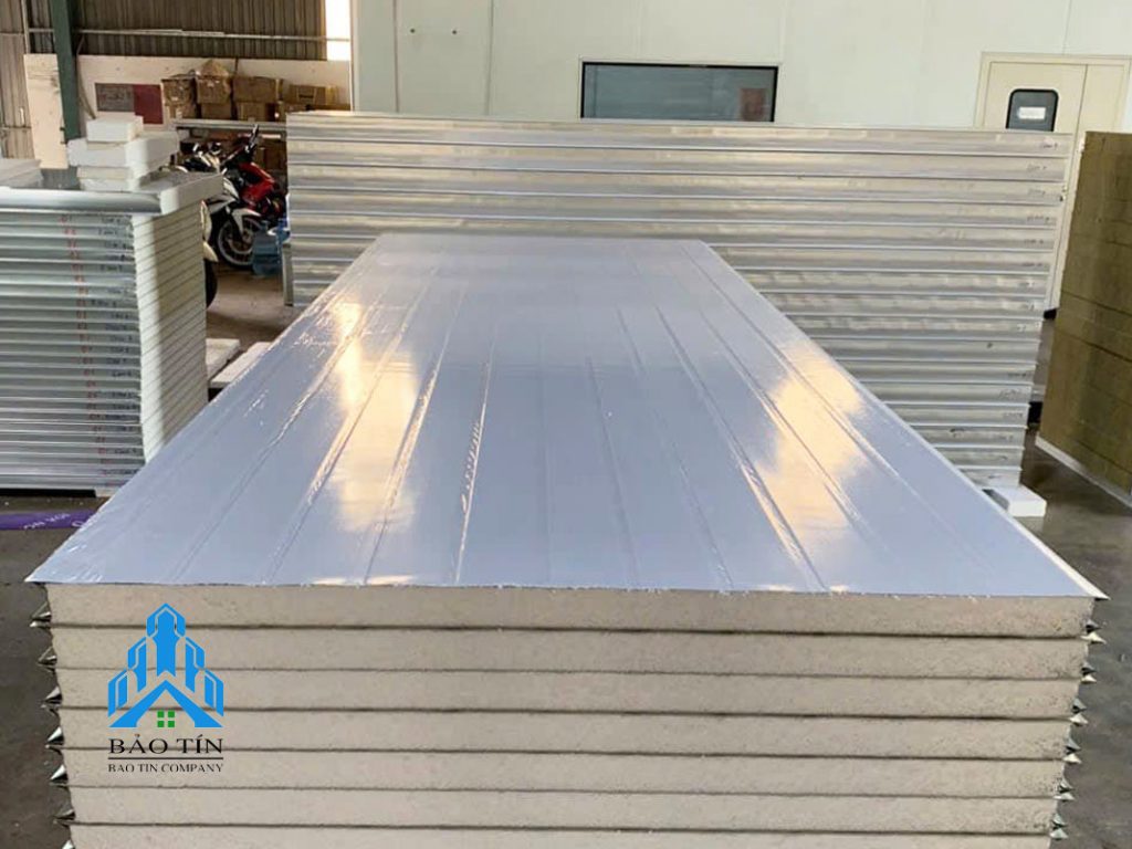 tam-panel-eps-3-lop-ton-eps-ton-day-75mm 5