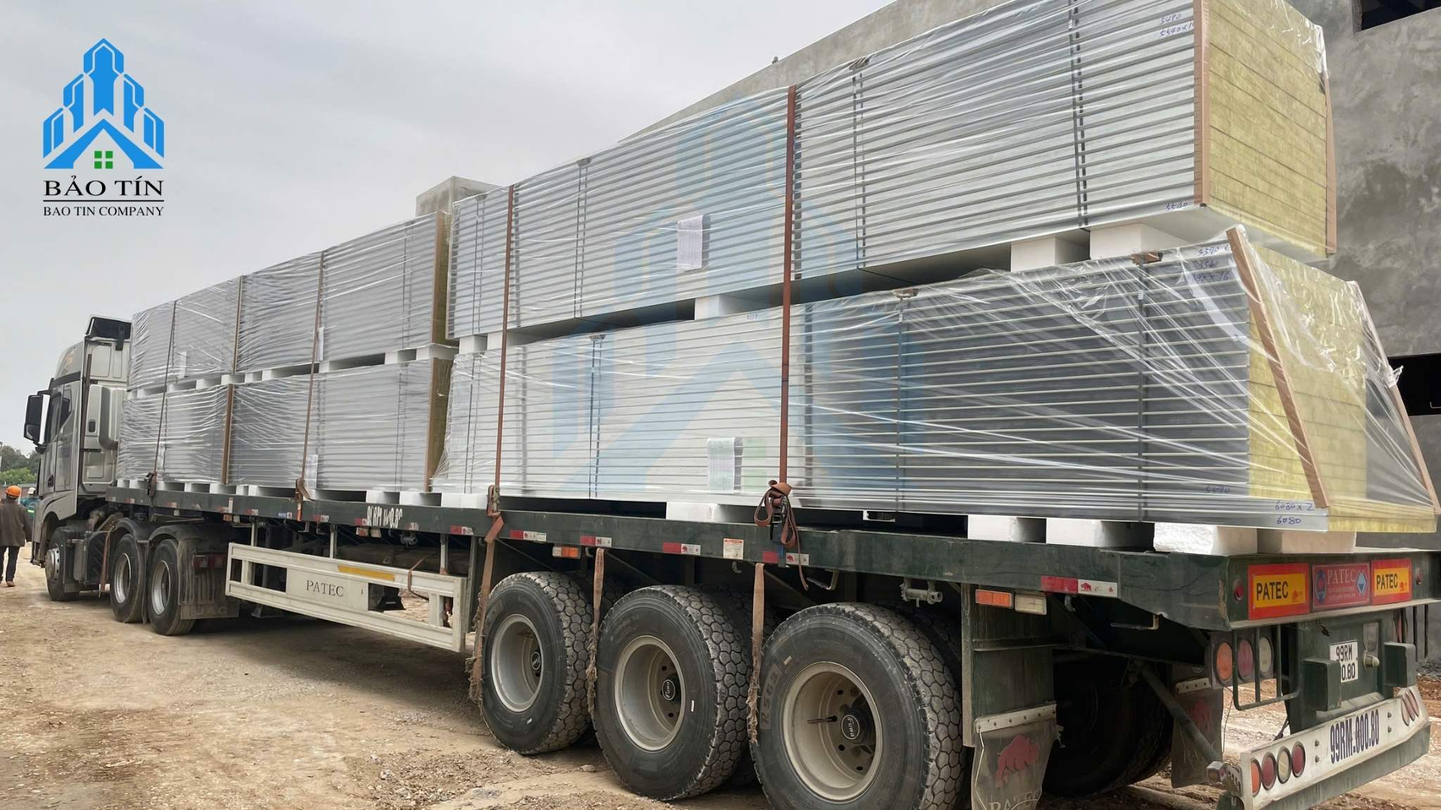 Báo giá thi công panel theo m2 phụ thuộc vào chất lượng vật liệu đầu vào đạt tiêu chuẩn