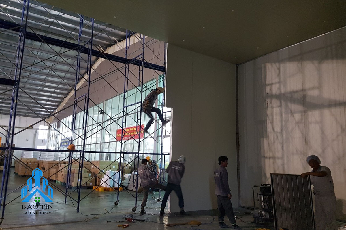 Bảo trì vách nhà xưởng