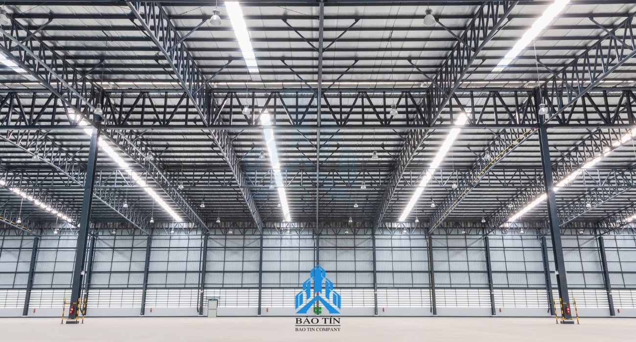 Quy mô và kết cấu công trình ảnh hưởng đến báo giá bảo trì nhà xưởng và bảo trì nhà máy